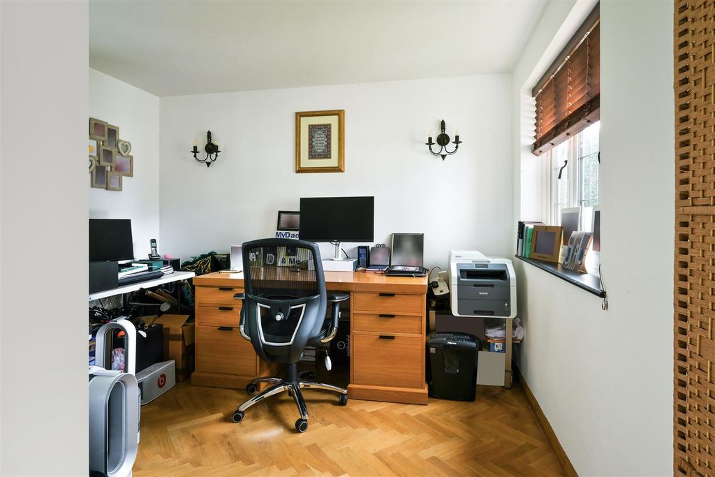 Additional image 10 of 5 bed detached house for saleHollymead Road, Chipstead, Coulsdon CR5