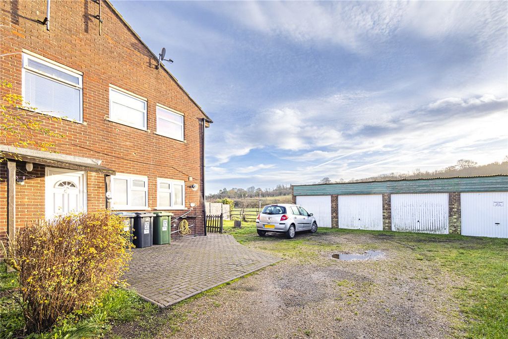 Property photo 3 of 3 Picture No. 07