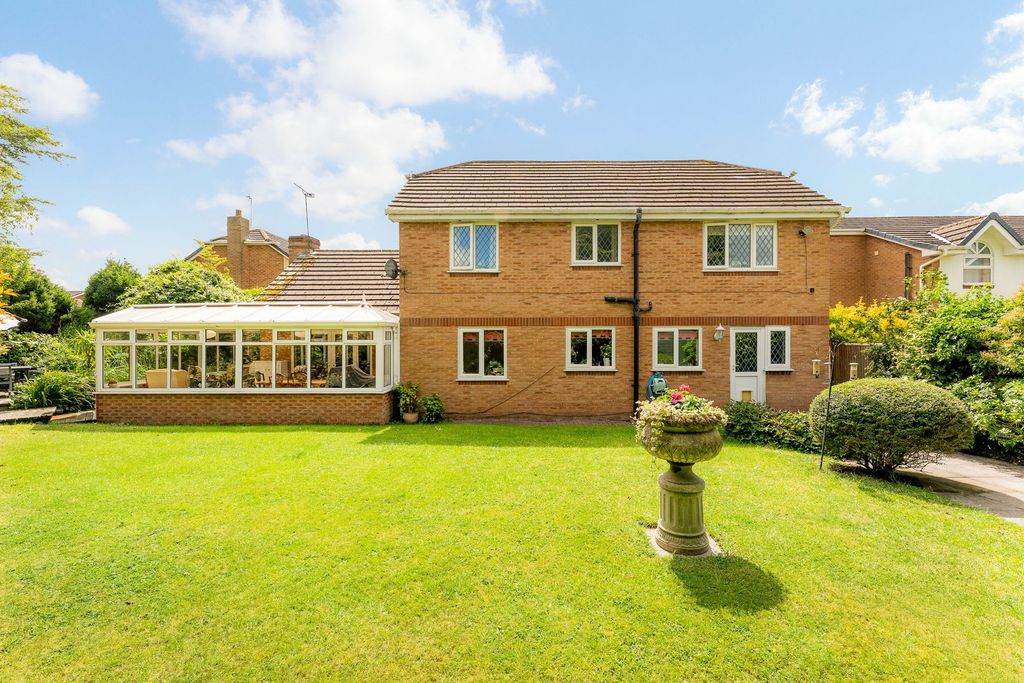 Property photo 2 of 59