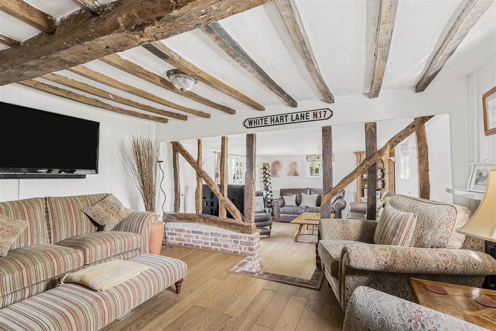 Property photo 2 of 40 50_61773.Jpg