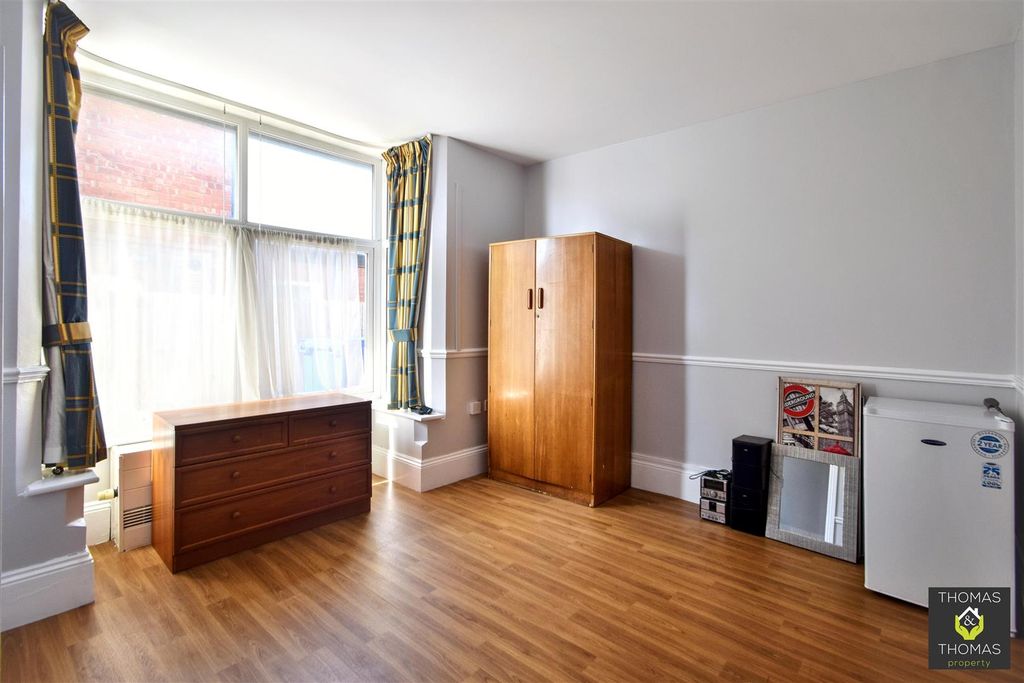 Additional image 17 of 6 bed detached house to rentLinden Road, Gloucester GL1