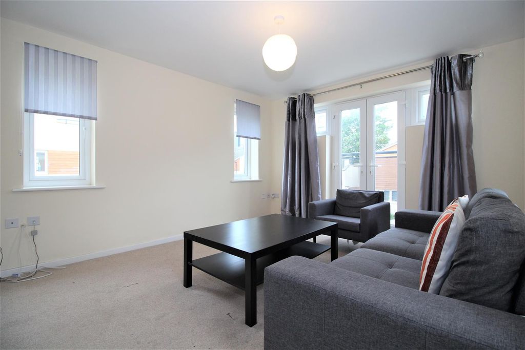 Property photo 3 of 13 Img_9135.Jpg