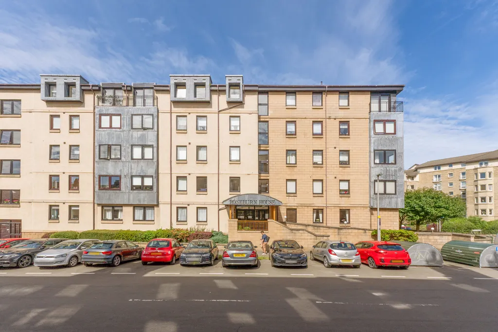 Apartment in Edinburgh, Roseburn - View 3