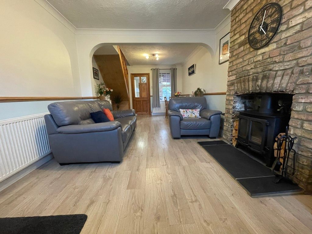 Property photo 3 of 7