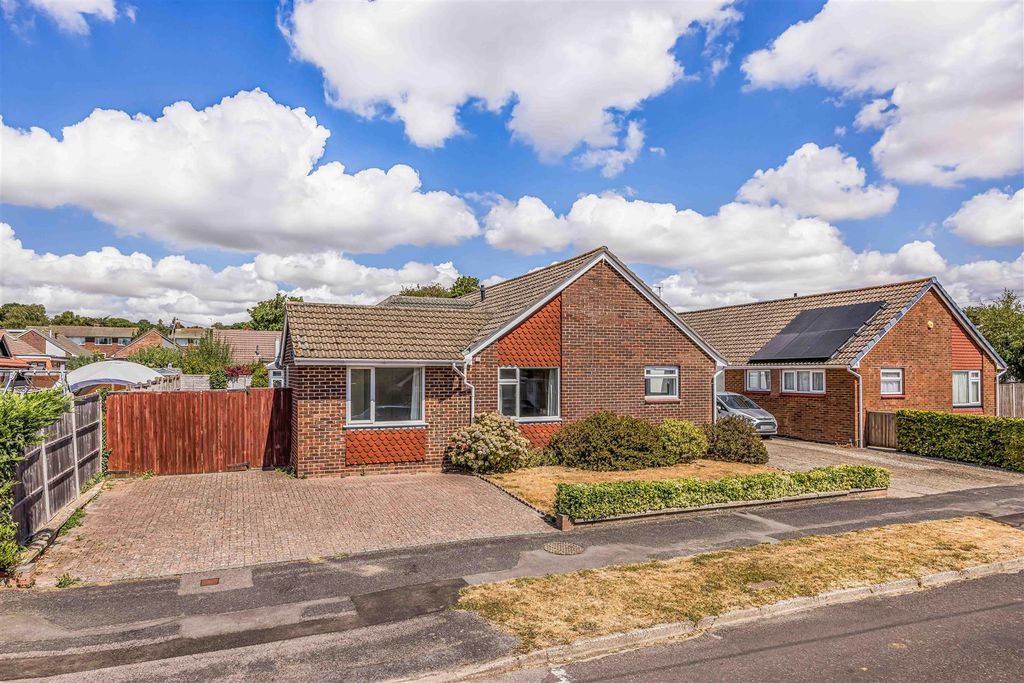 Property photo 1 of 16 Birch Tree Drive, Emsworth-Small-Porticomarketing-