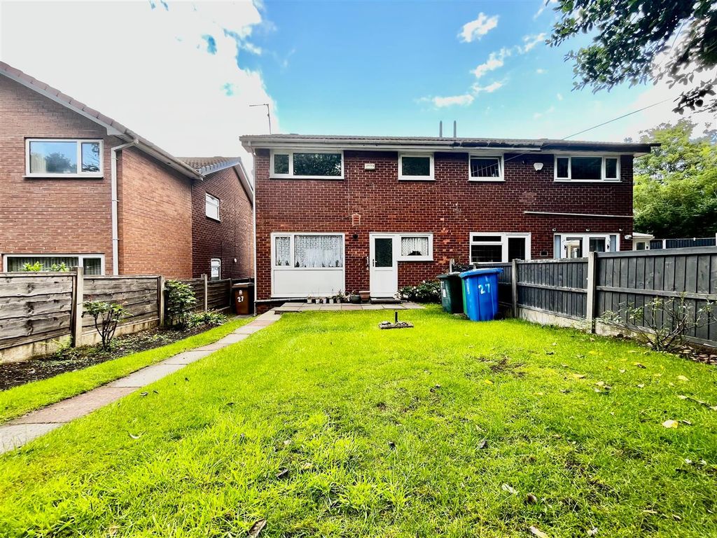 Property photo 2 of 29 6E20B9Db-Eb7c-4F60-95Aa-ee5c9ee65A67.Jpeg