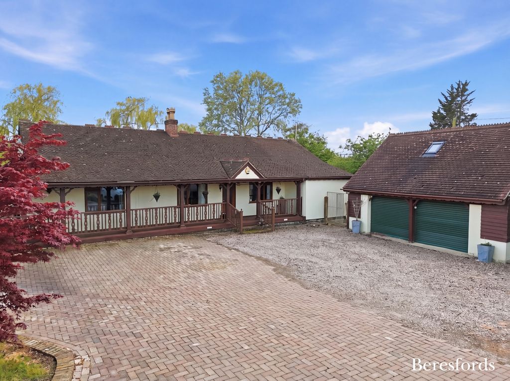 Property photo 1 of 28 Picture No. 15