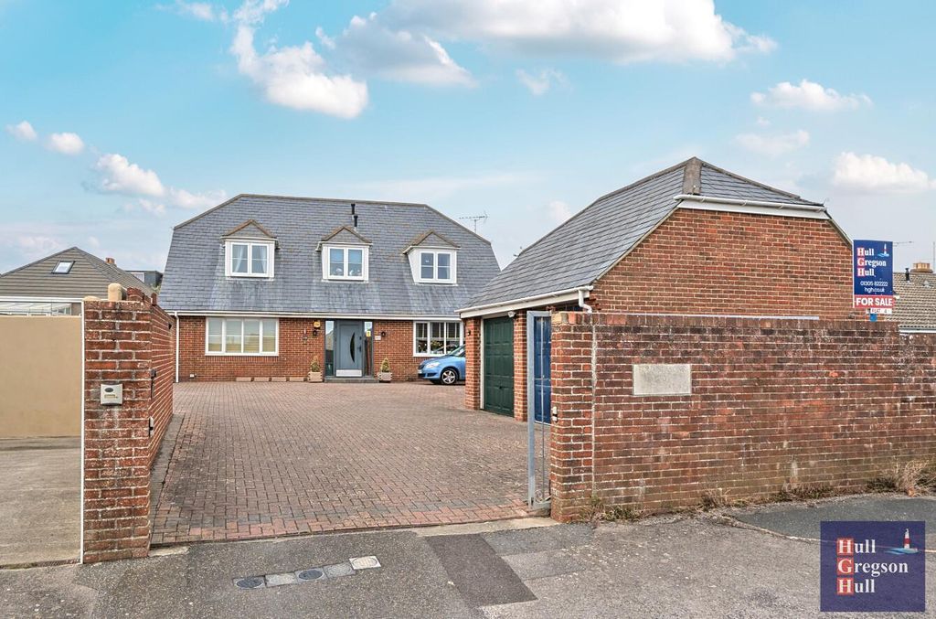Property photo 1 of 15 52894d0c-Fc23-41E5-82B7-62989B106d83.Jpg