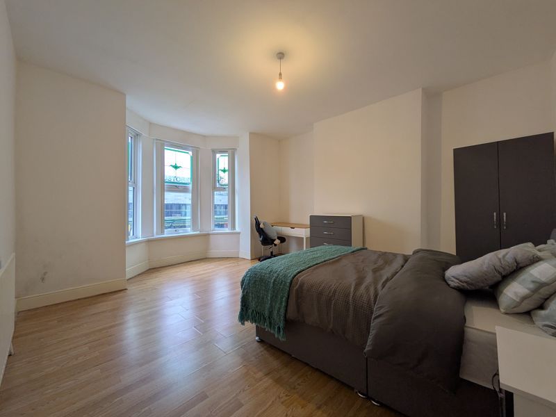 Property photo 2 of 9 Photo 10