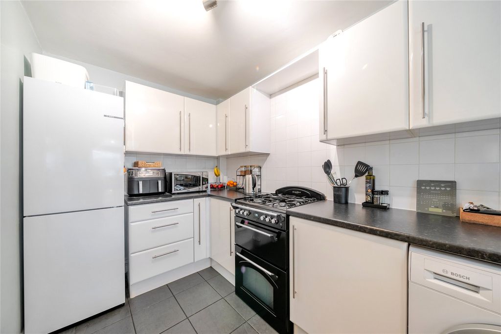 Property photo 3 of 26 Picture No. 04