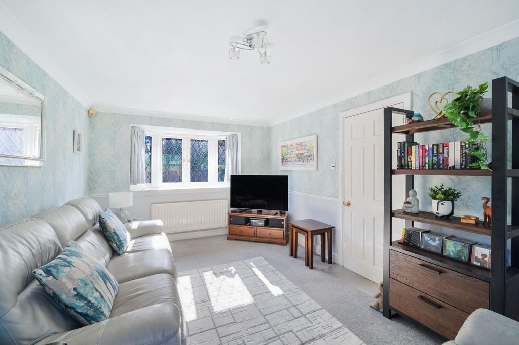 Property photo 2 of 15 The Rise