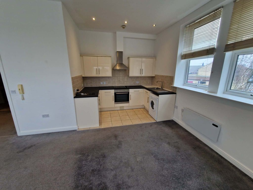 Property photo 2 of 9