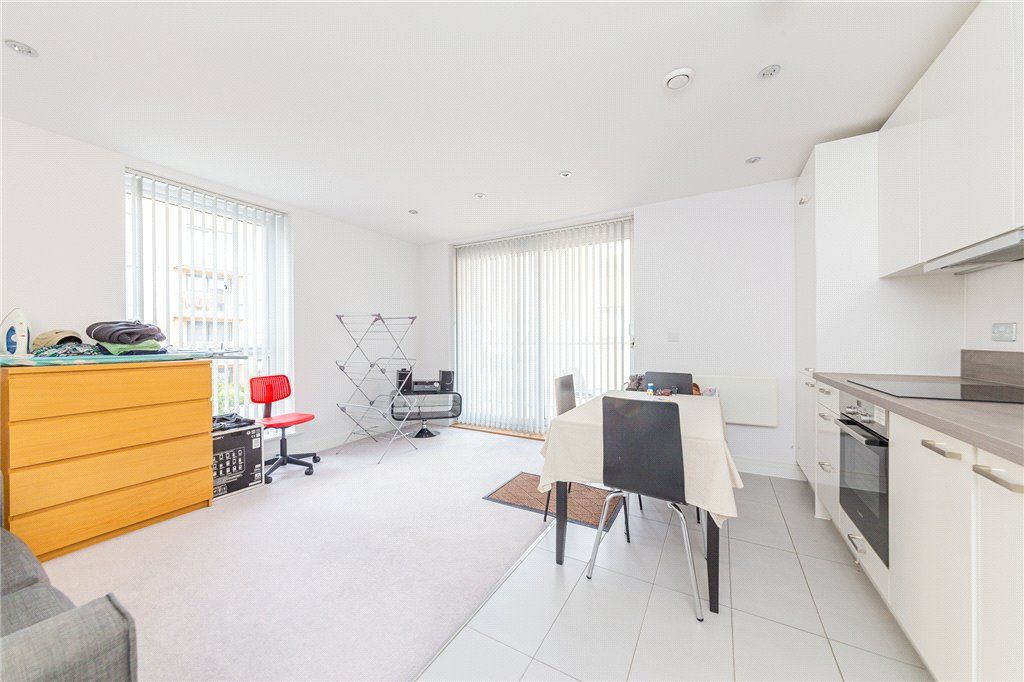 Property photo 3 of 8 l2