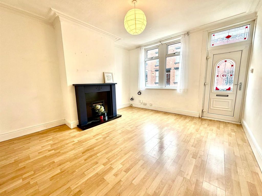Property photo 2 of 15 Living Room: