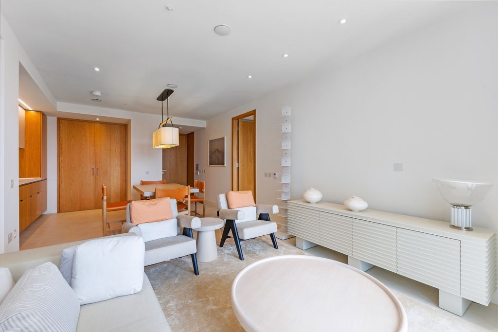 Property photo 1 of 16 94175_Apartment-9...