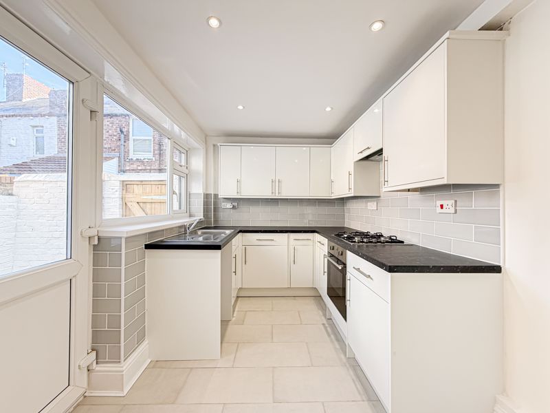 Property photo 2 of 17 Photo 14