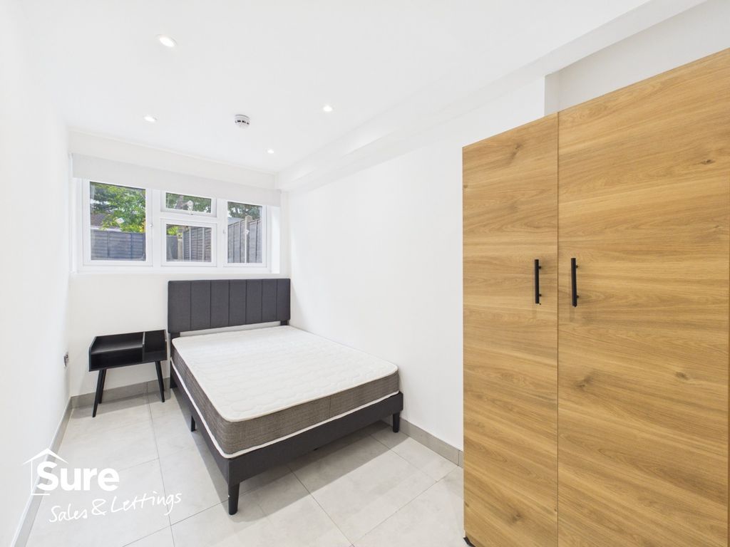 Property photo 3 of 19 5522373