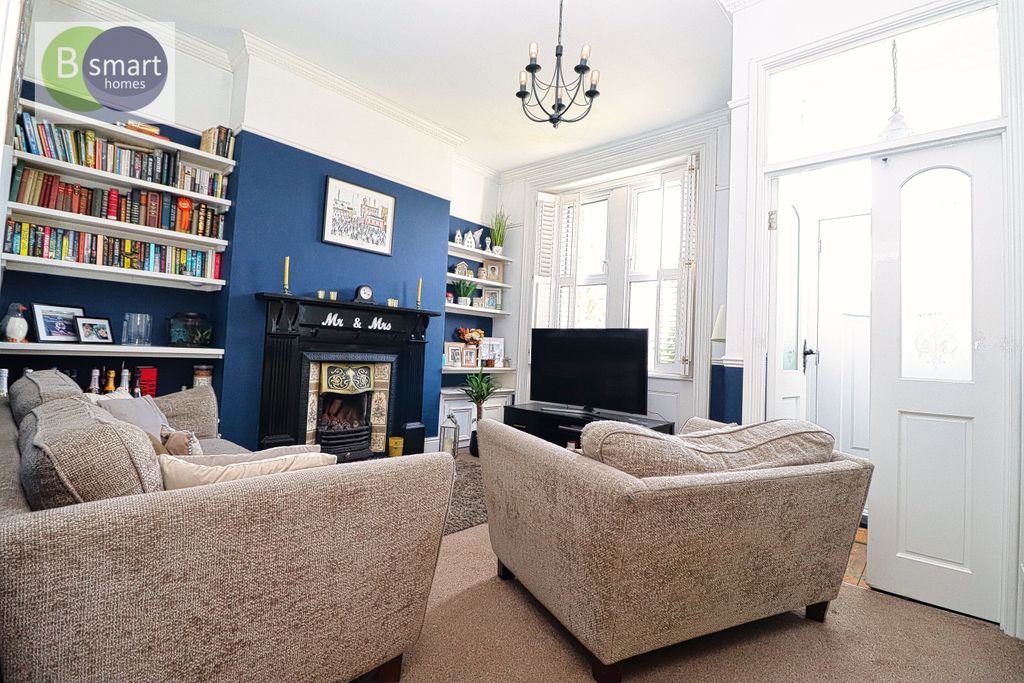 Property photo 3 of 20 Img_0409