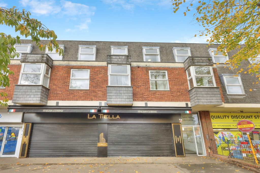 Property photo 1 of 17