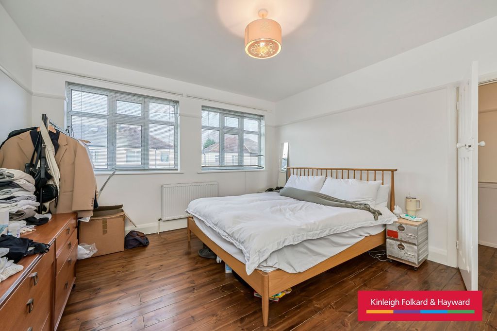 Property photo 3 of 17 Picture No. 21