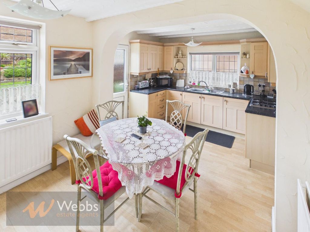 Property photo 3 of 20 Cam04932G0-Pr0154-Still033.Jpg