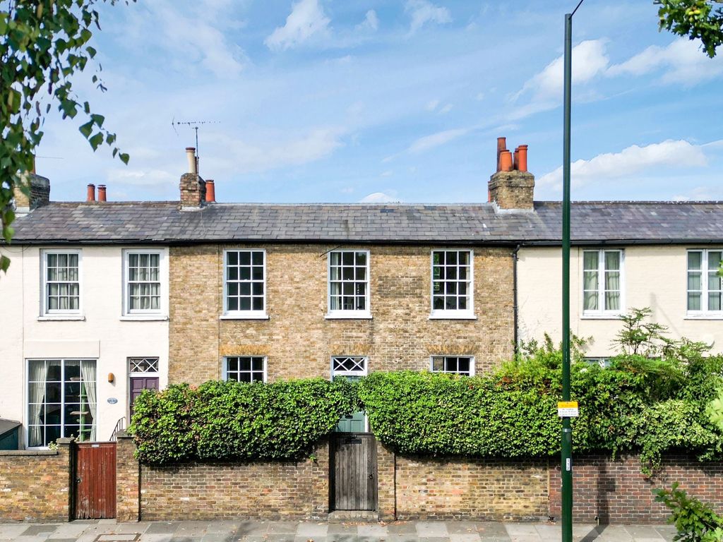 Property photo 1 of 36