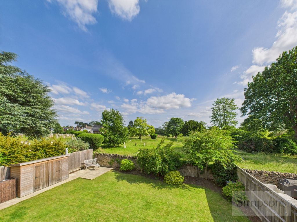 Property photo 2 of 22