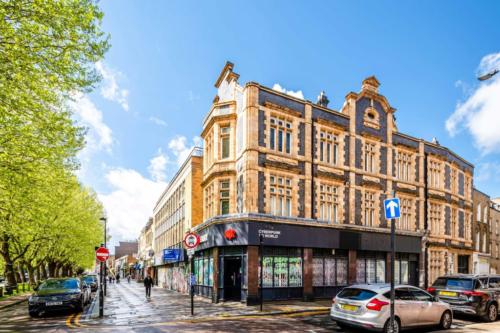 Property photo 2 of 2 Mile End Rd 67  Low Res 4.Jpg