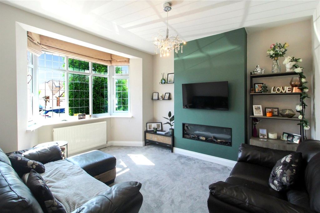 Property photo 2 of 18 Picture No. 23