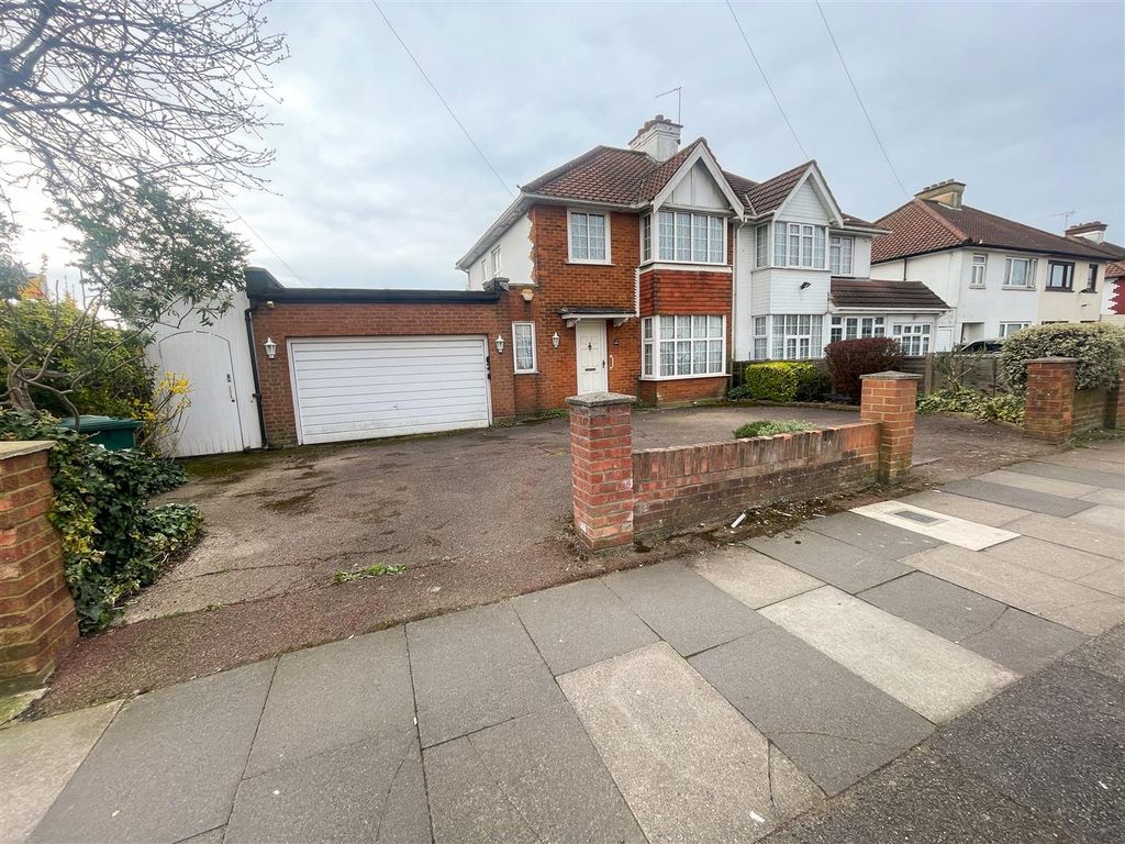 Property photo 1 of 27 Fpxj8584.Jpg