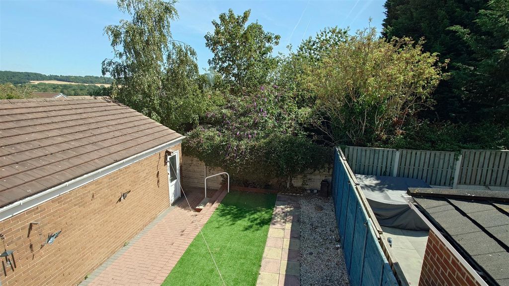 Property photo 2 of 19 Rear Garden