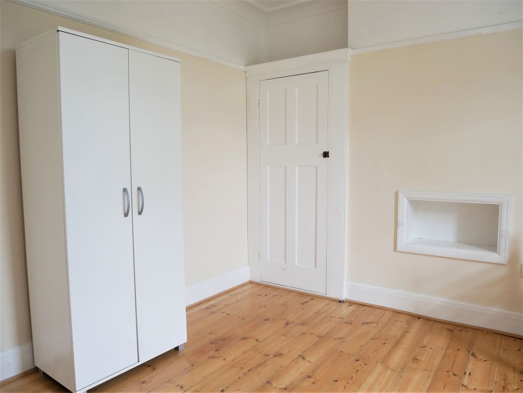 Property photo 3 of 3