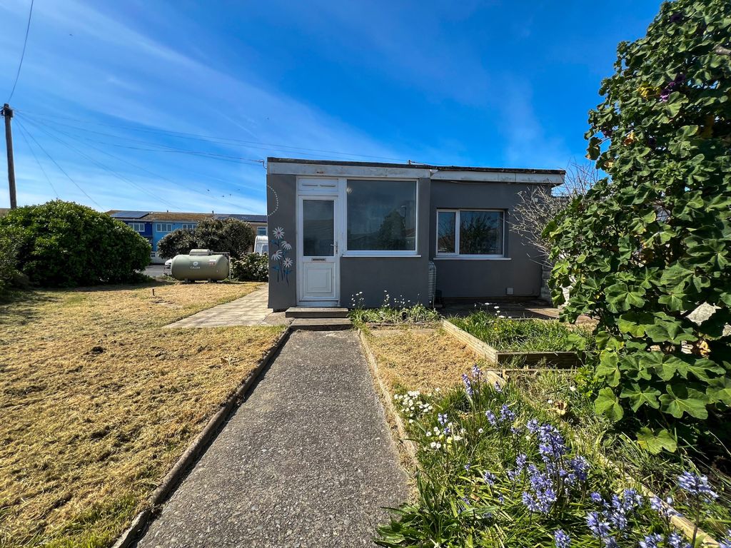 Property photo 1 of 12 Front