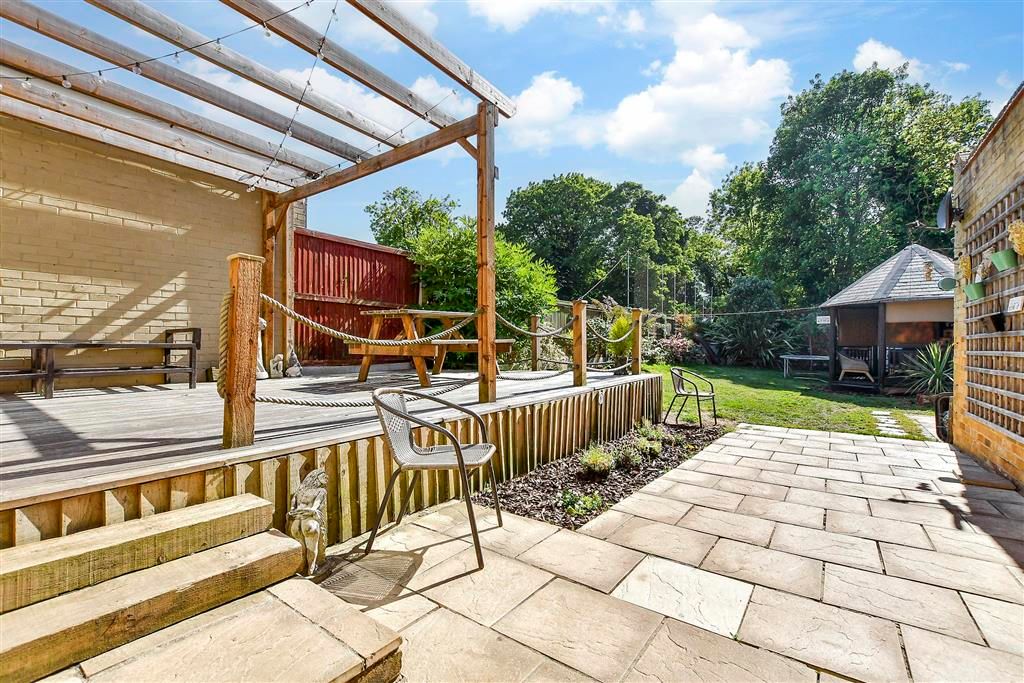 Property photo 2 of 15 Patio / Decking