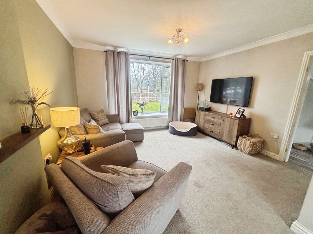 Property photo 2 of 17 Photo #2