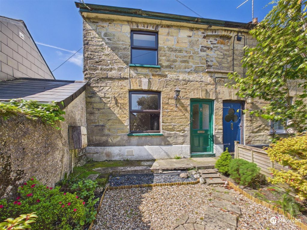 Property photo 1 of 18 Front Aspect