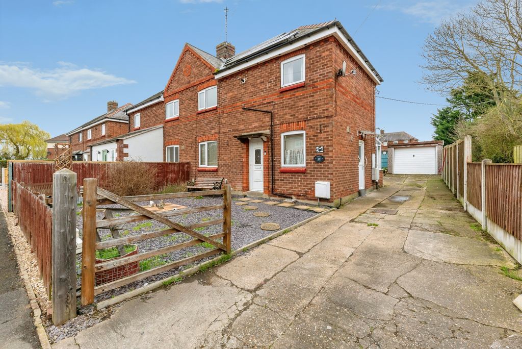 Property photo 1 of 10 45_Hillside_Estate-22