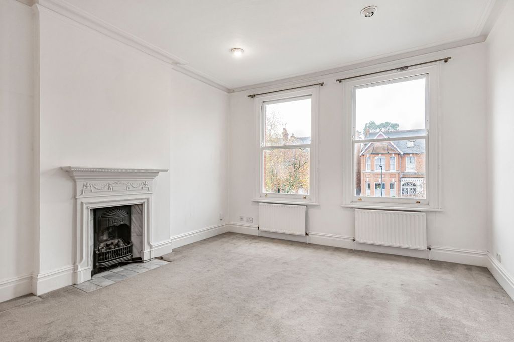 Property photo 2 of 12 Picture No. 50