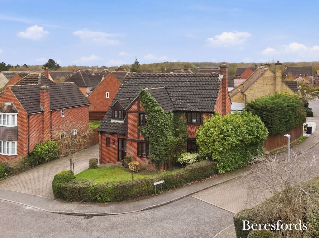 Property photo 1 of 18 Front