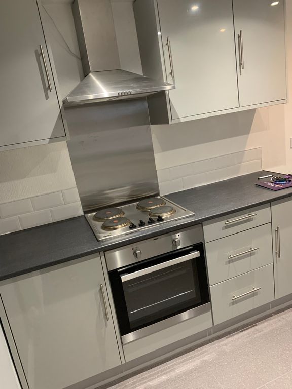 Property photo 2 of 12 Kitchen