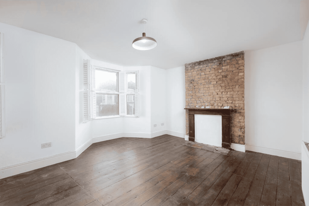 Property photo 2 of 23