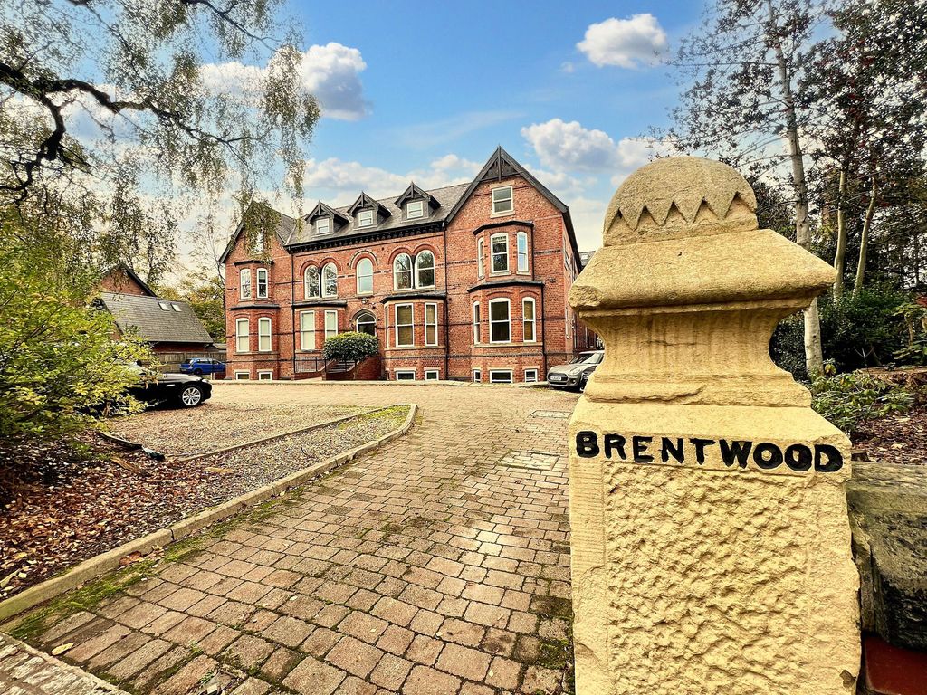 Property photo 2 of 11