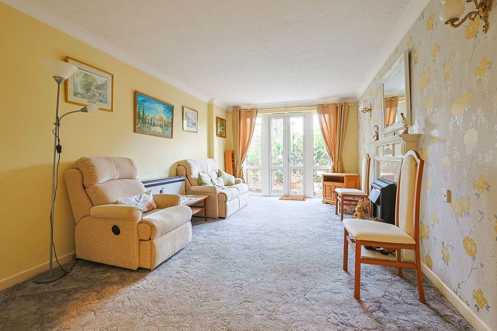 Property photo 3 of 16