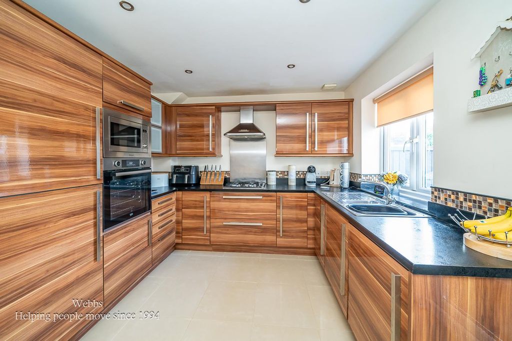 Property photo 3 of 23 Webbs-6.Jpg