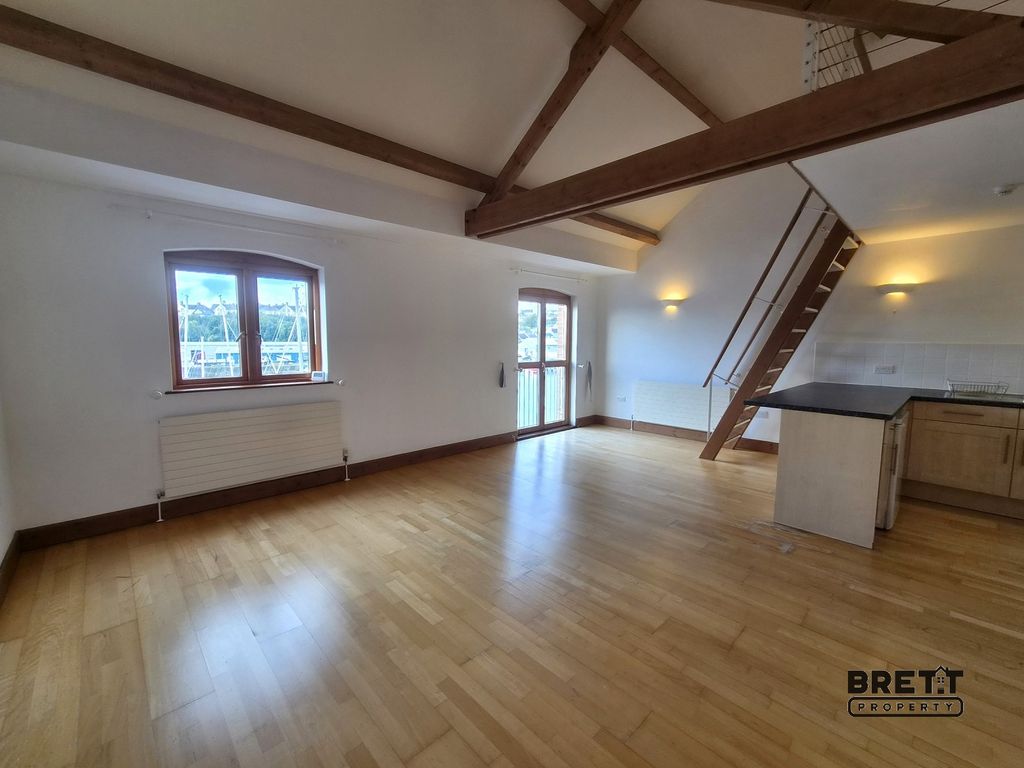 Property photo 1 of 8 Main Image