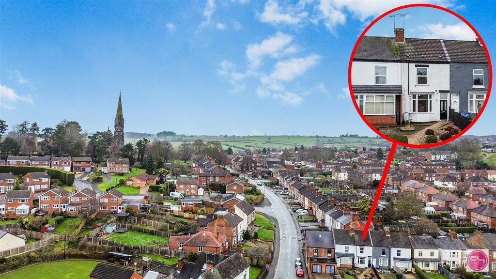 Property photo 2 of 33 High Bank Road, Winshill (3).Jpg