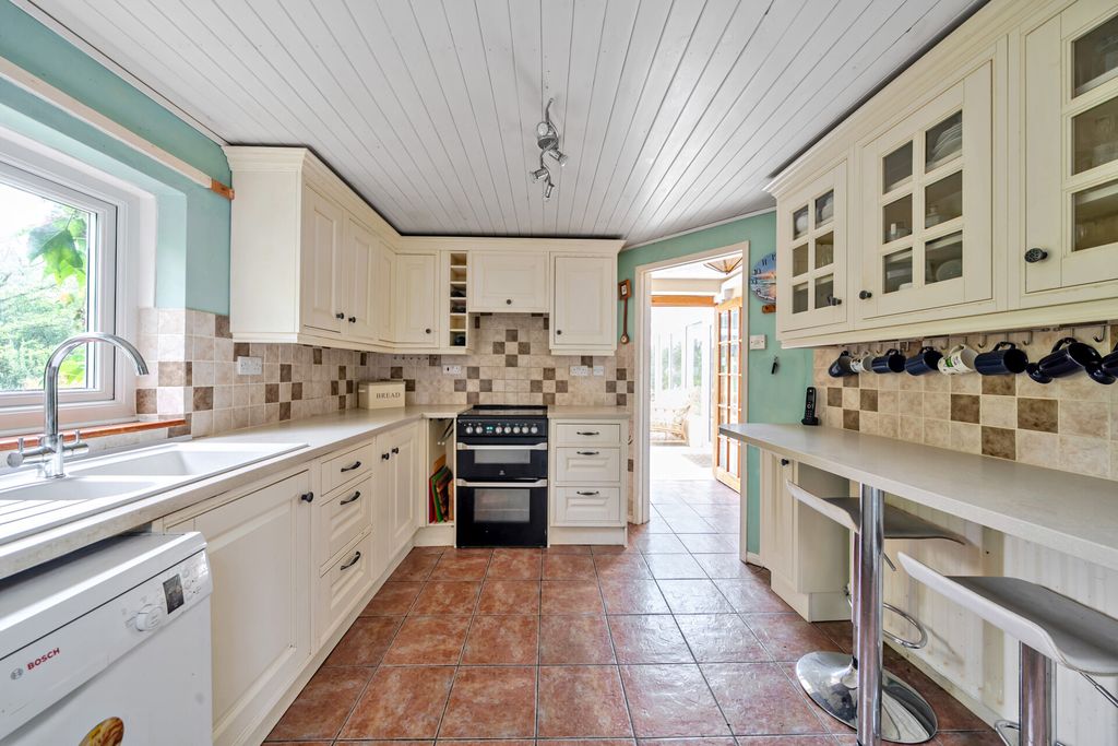 Property photo 2 of 22 1514801-9-1A0630d...
