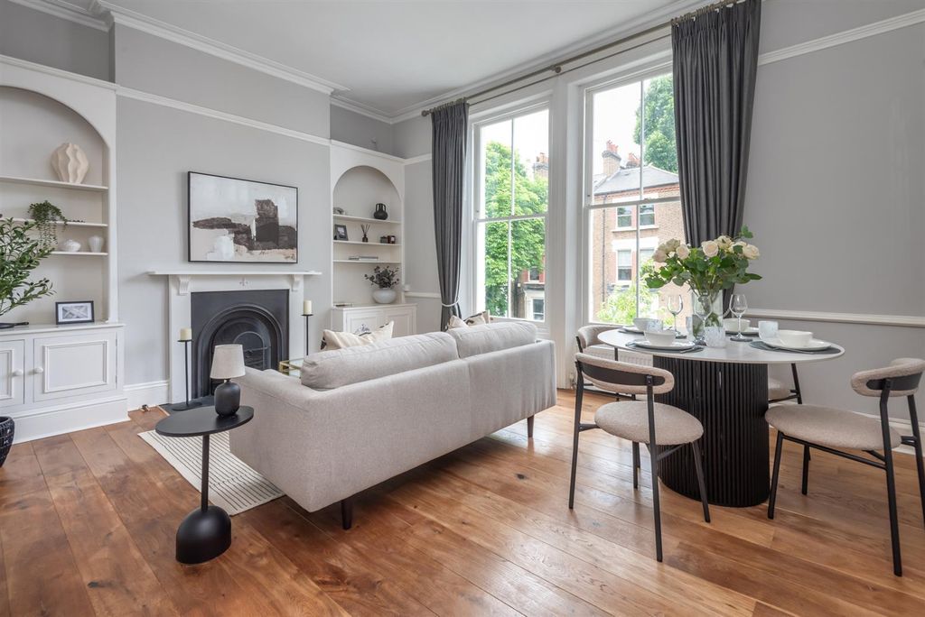 Property photo 2 of 36 Marylands_Rd_W9_2Ds (1).Jpg