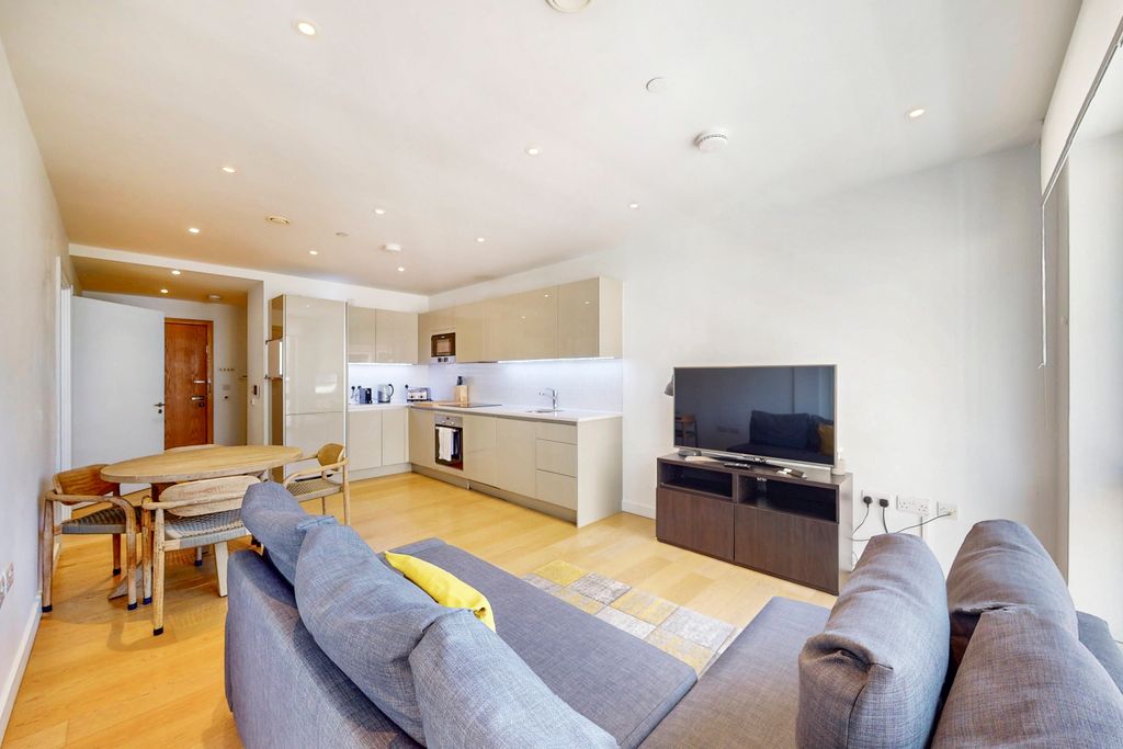 Property photo 1 of 8 Living Area