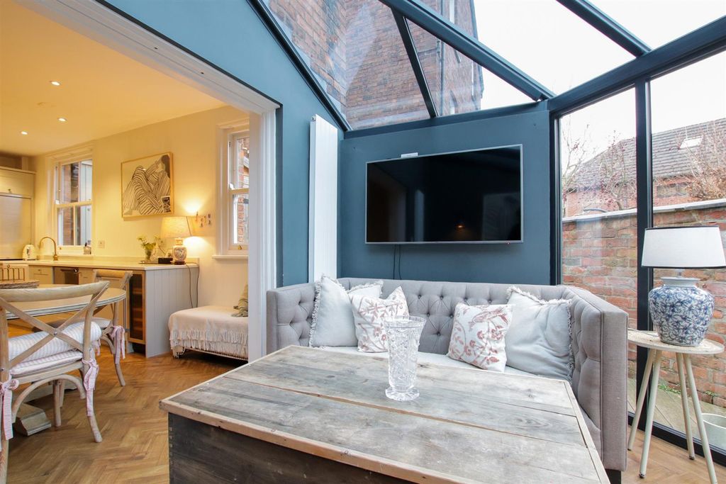 Additional image 11 of 5 bed terraced house for saleGarden Road, Knutsford WA16